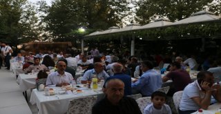 15 Temmuz Şehitleri Anısına Yemek Verildi