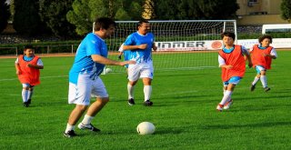 ‘Futbolun Efsaneleri Muğlada