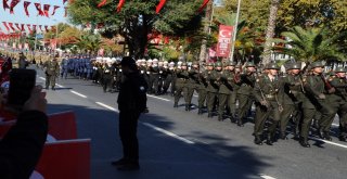 29 Ekim Cumhuriyet Bayramı Vatan Caddesinde Coşkuyla Kutlandı