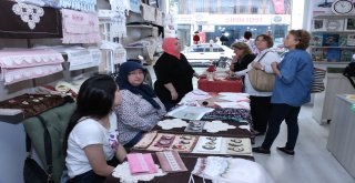 El Emeği Çarşısına Yoğun İlgi