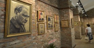 Atatürk Tabloları Sergisi Açıldı