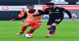 Beşiktaş Hazırlık Maçıyla Çalışmalarını Sürdürdü