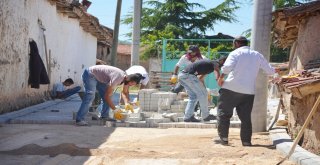 Seyitgazi Mahallelerinde Kilit Taş Döşemesi