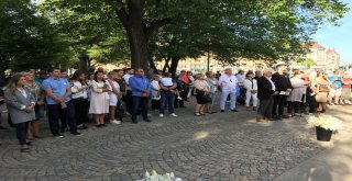 Srebrenitsa Soykırımının Kurbanları Stockholmde Anıldı