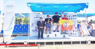 Ayvalıkta Düzenlenen Rüzgar Sörfü Slalom Ligi 1. Etabı Sona Erdi