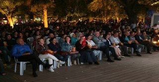 Hamamyolunda Sokak Sineması Gösterimleri Başladı