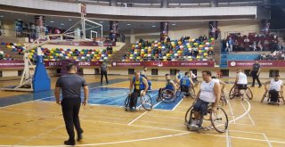 Engeli Basketbolcular Lige Galibiyetle Başladı