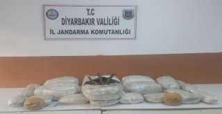 Diyarbakırda 59 Kilogram Esrar Ele Geçirildi