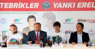 Wimbledon Şampiyonu Yankı Erel, Medyayla Buluştu