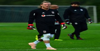 Beşiktaş, Kayserispor Hazırlıklarını Yağmur Altında Sürdürdü