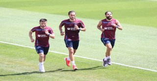 Trabzonsporda Burak Yılmaz Takımla Çalışmalara Başladı