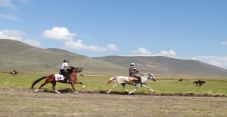 Rahvan At Yarışları Nefesleri Kesti