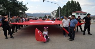 Tuncelide “15 Temmuz Demokrasi Ve Milli Birlik Günü”Nde Binlerce Kişi Yürüdü