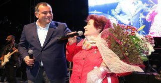 Mürsel Uluça, Selda Bağcanlı Açılış