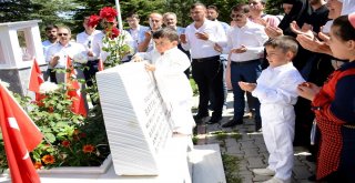 Başkan Altayın Makam Aracı Şehit Çocuklarının Sünnet Arabası Oldu