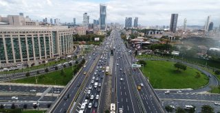 Okmeydanındaki Metrobüs Kazası Havadan Görüntülendi