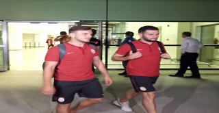 Galatasaraya İzmirde Coşkulu Karşılama