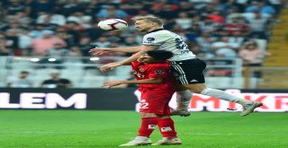 Spor Toto Süper Lig: Beşiktaş: 2 - Antalyaspor: 3 (Maç Sonucu)