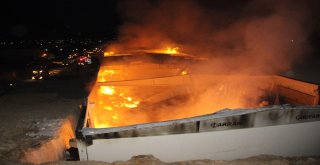 Şanlıurfa Osbdeki Bir İplik Fabrikasında Yangın Çıktı