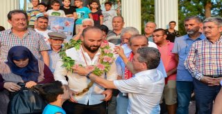 Başpehlivan Okuluya Baba Ocağında Coşkulu Karşılama