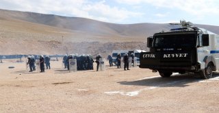 Çevik Kuvvet Toplumsal Olaylara Müdahale Tatbikatı Yaptı