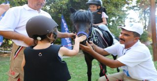 Atatürk Parkında Pony Şöleni