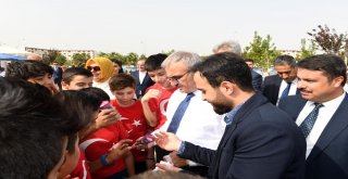 Vali Karaloğlu, Yetim Aileleriyle Bir Araya Geldi