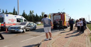 U Dönüşü Kazaya Neden Oldu : 4 Yaralı