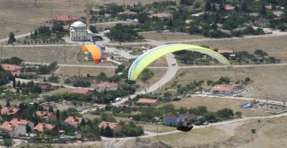 Ankarada 60 Metrekarelik Dev Türk Bayrağı