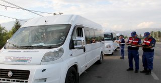 Fethiyede Jandarma Okul Servislerini Mercek Atına Aldı