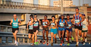 Maraton İzmir koşuldu