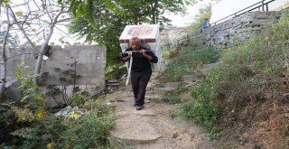 Şefkateli Mağazası İhtiyaç Sahiplerinin Yüzünü Güldürdü