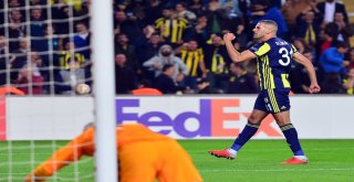 Uefa Avrupa Ligi: Fenerbahçe: 2 - Spartak Trnava: 0 (Maç Sonucu)