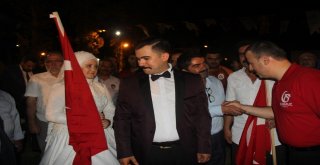 Nikah Masasından Demokrasi Nöbetine