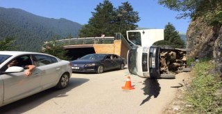 Uzungölde Kaza: 3 Yaralı