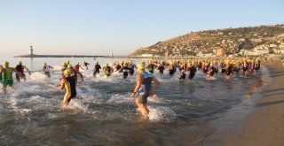 Alanyada Triatlon Heyecanı