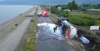 Metanol Yüklü Tanker Devrilip Alev Aldı