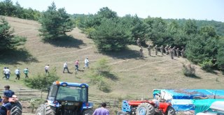 Asker Vatandaşla Birlikte Dağ, Taş Küçük Evrimi Arıyor