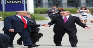 Erdoğan Ve Trump Aile Fotoğrafına Birlikte Geldi