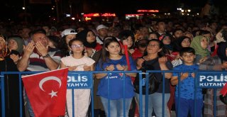 Kütahyalılar, 15 Temmuzun İkinci Yıl Dönümünde Zafer Meydanında Buluştu