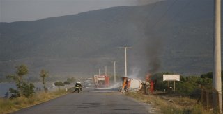 Metanol Yüklü Tanker Devrilip Alev Aldı