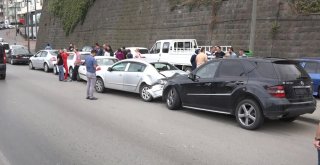 Lüks Cip Kaza Yaptı; 9 Araç Maddi Hasar Gördü