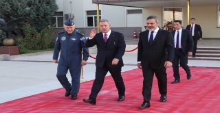 Hulusi Akar, Rus Mevkidaşı İle Görüştü