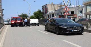 Sakaryada Alt Geçidi Kitleyen Trafik Kazası