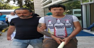 Sosyal Medyada Canlı Yayın Yaparken Uyuşturucu Satınca Polise Yakalandı