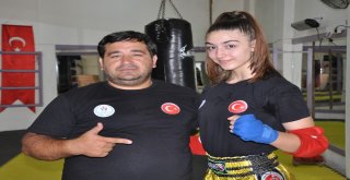 Manisalı Milli Sporcu Rabia Ercan, Ömer Halisdemir İçin Ringe Çıkacak