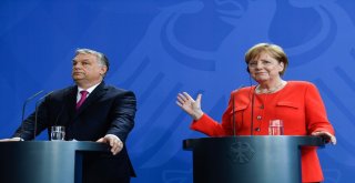 Merkel, Macaristan Başbakanı Orban İle Bir Araya Geldi