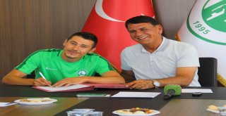 Sivas Belediyespor 11 Futbolcuyla Sözleşme İmzaladı