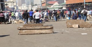 Zimbabvenin Başkentinde Dükkanlar Kapandı