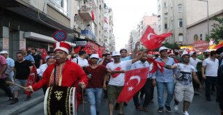 Mersinde 15 Temmuz Yürüyüşü